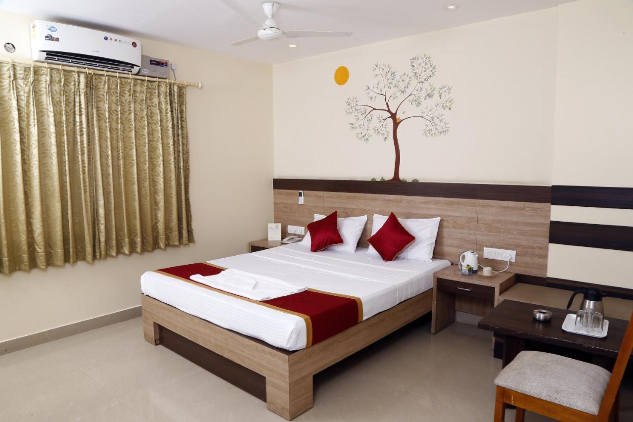 Hotel Green Trees Bangalore Ngoại thất bức ảnh