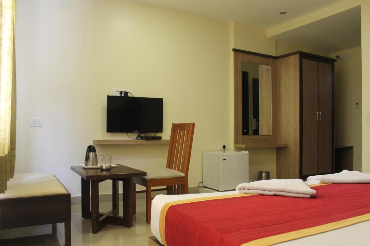 Hotel Green Trees Bangalore Ngoại thất bức ảnh