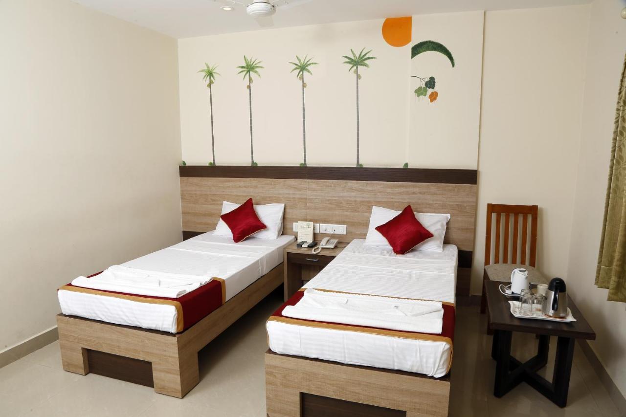Hotel Green Trees Bangalore Ngoại thất bức ảnh